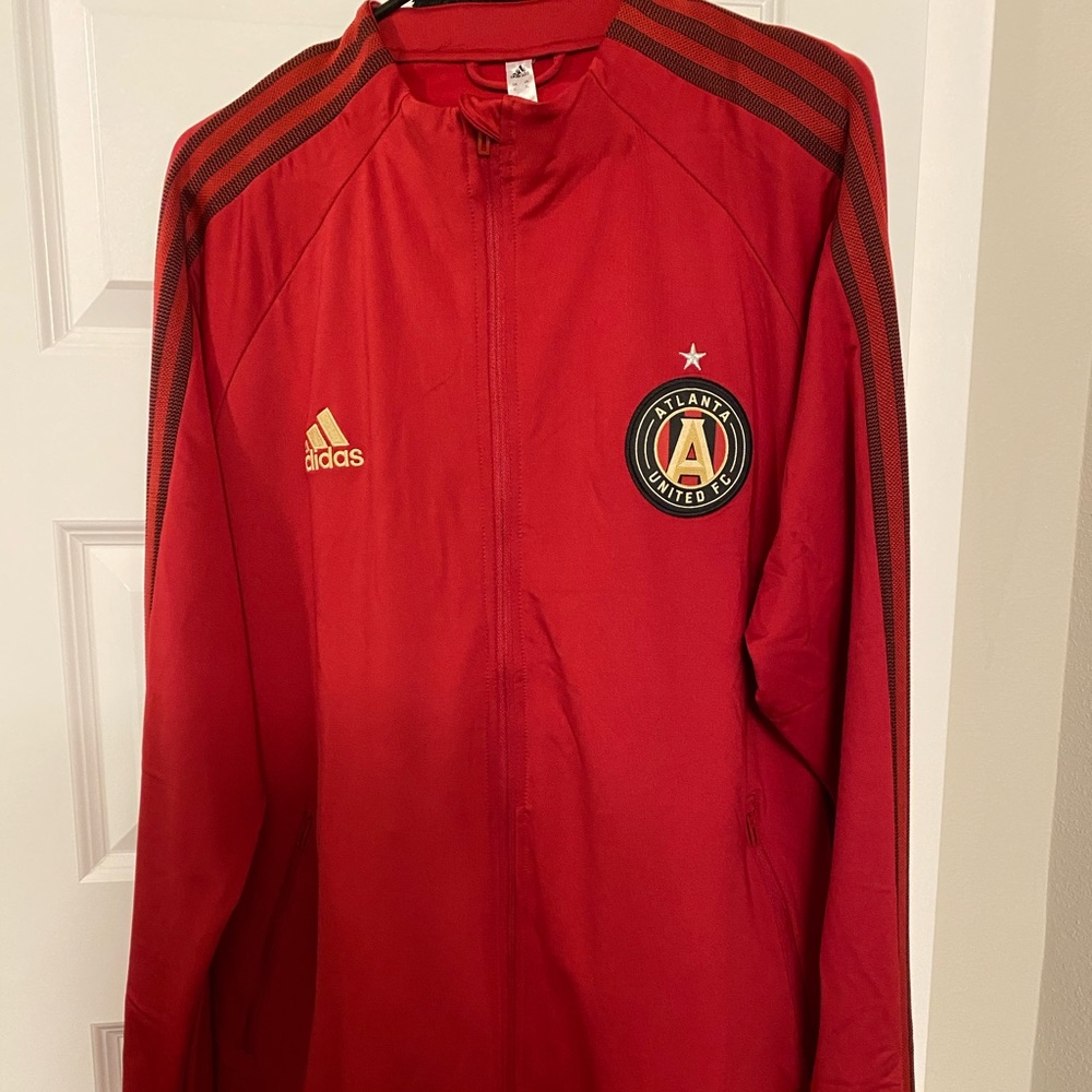 size XL atlanta united soccer travel jacket! NWT!